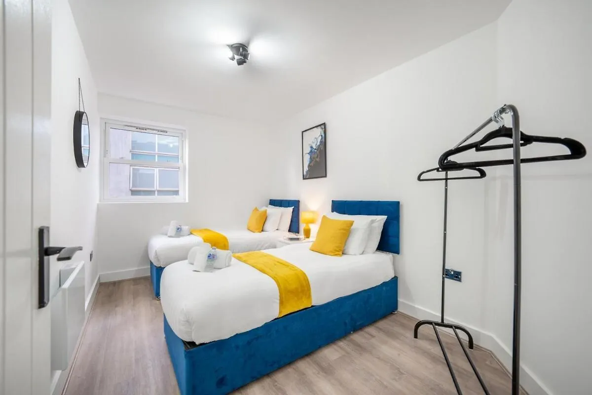 Stunning Stratford Retreat Free Parking Wifi Apartment London