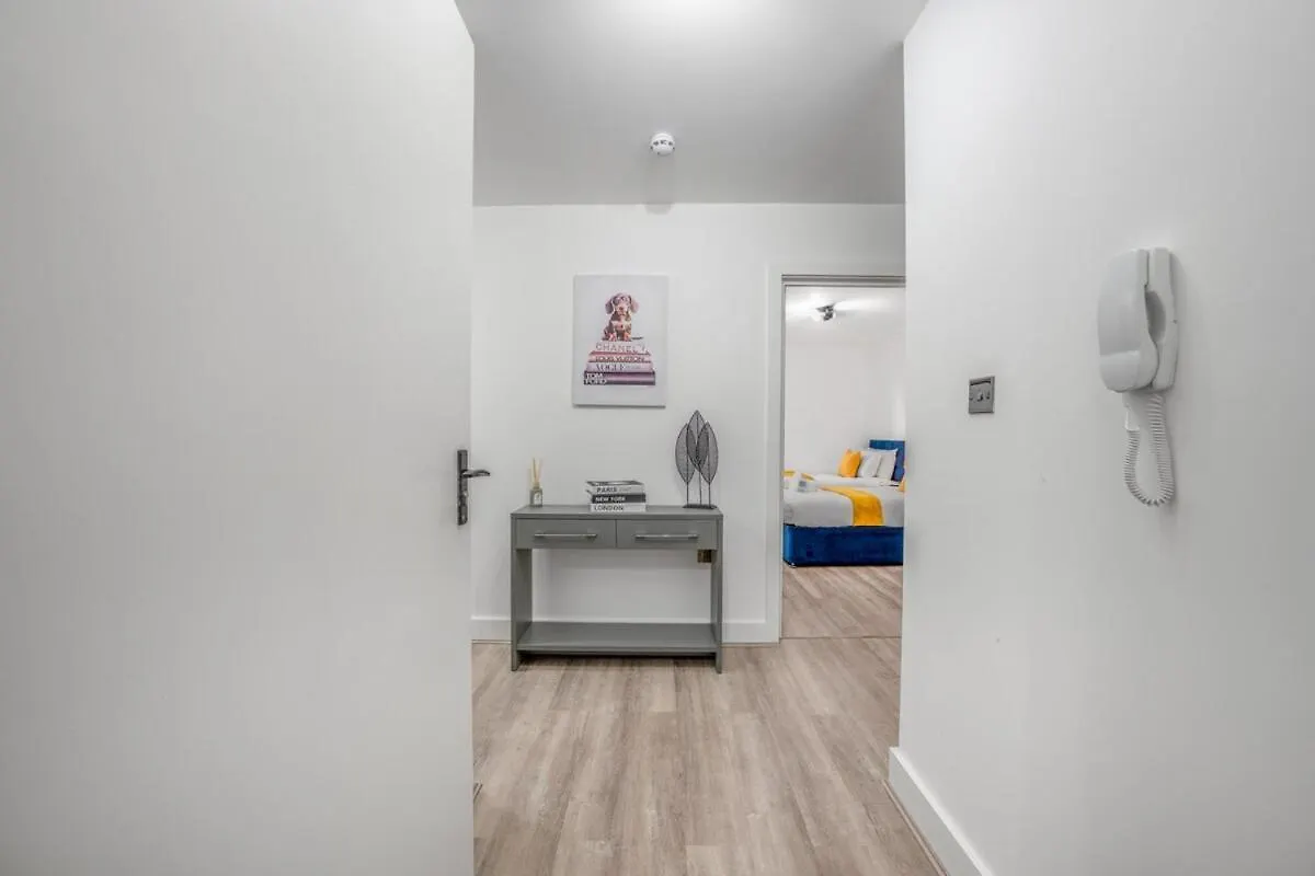 Stunning Stratford Retreat Free Parking Wifi Apartment London 0*,